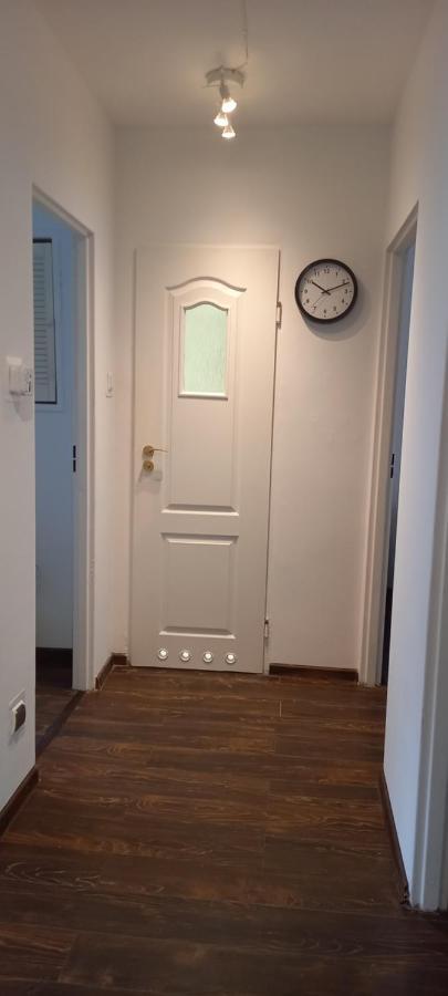 Na Lesnej Apartment โควารี ภายนอก รูปภาพ
